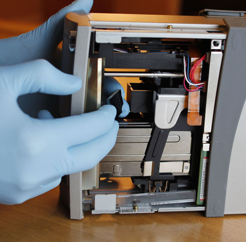 nikon mirror cleaning